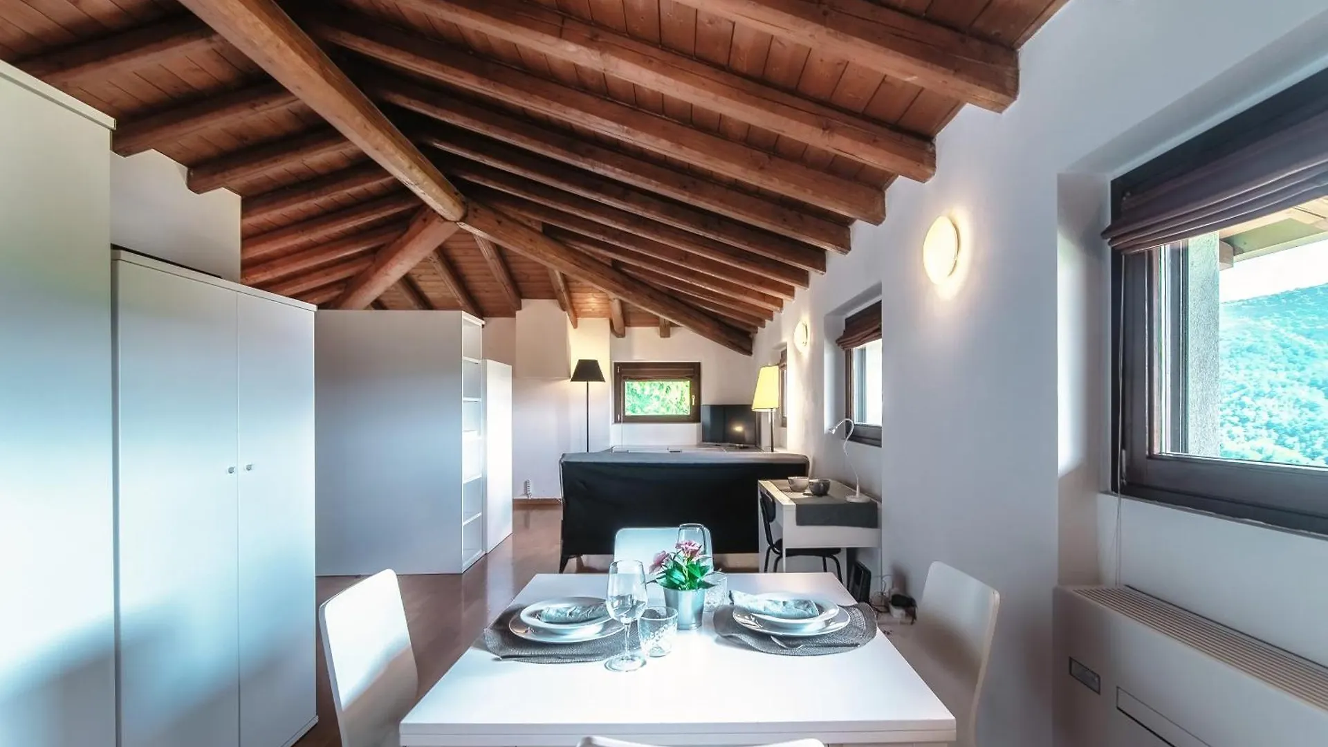 Valles & Mars Como Apartamento